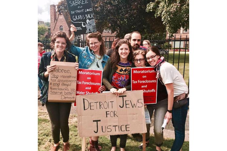 Members of Detroit Jews for Justice protest tax foreclosures in Detroit