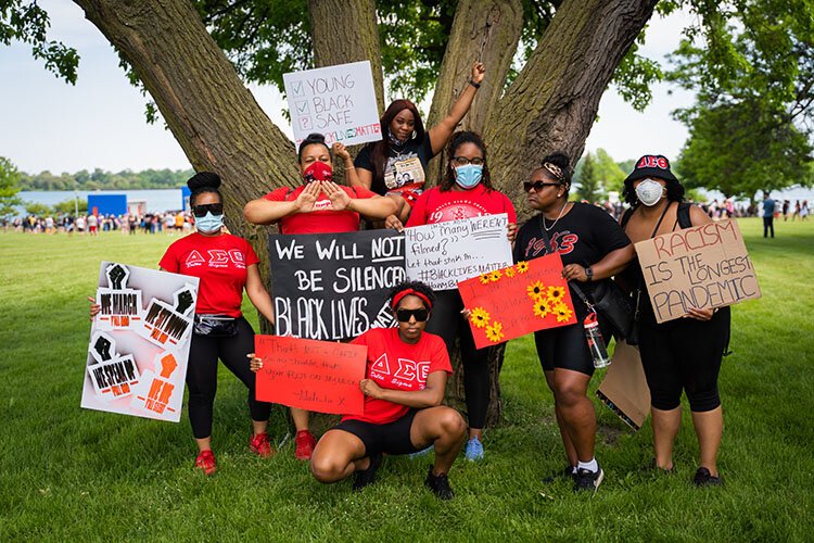 Members of the Detroit chapter of Delta Sigma Theta sorority.