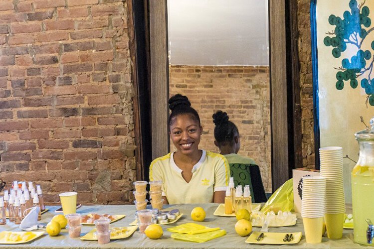 Nikayla, owner of vegan skincare and makeup line, Lemonade Cosmetics