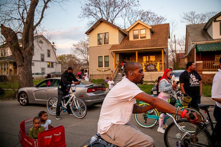 Northend bandits. Photo by David Lewinski.