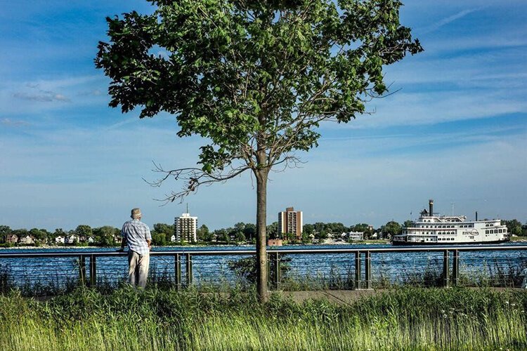 detroit-riverwalk-best-riverwalk-in-us