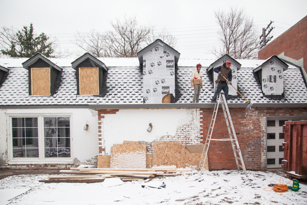 A new roof on the Hunter House