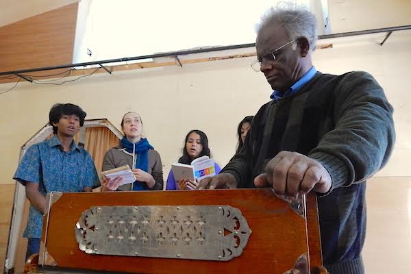 (Left to right) Maruf Sourav, Liza Bielby, Mumbi Roy, Ahana Roy and Akram Hossein