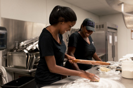 Starlett Simmons (right) of Five Star Cake Co. with her daughter, Kai Taalib