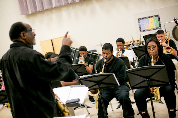 Wendell Harrison teaches a class at the Detroit School of Arts
