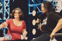 Arlan Hamilton (right), founder of Backstage Capital in 2017