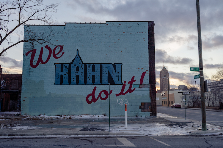 "We Kahn do it!" mural in Milwaukee Junction