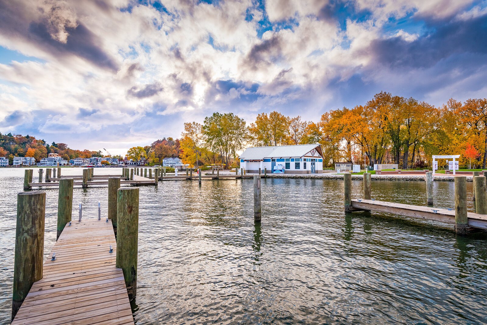 Ottawa Beach Marina. Photo by Doug Coombe.