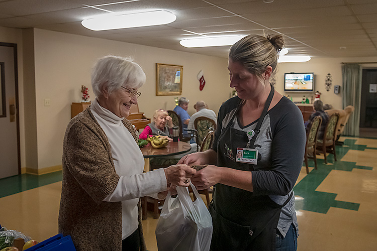 The Veggie Mobile visits Orchard Terrace in Tecumseh.