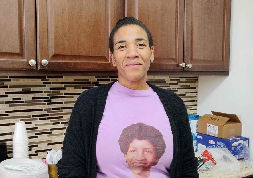 Vickey Carter-Ivory volunteered at the Rotating Shelter at her church
