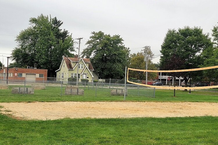 Volleyball at Veterans Memorial Park in Roseville.